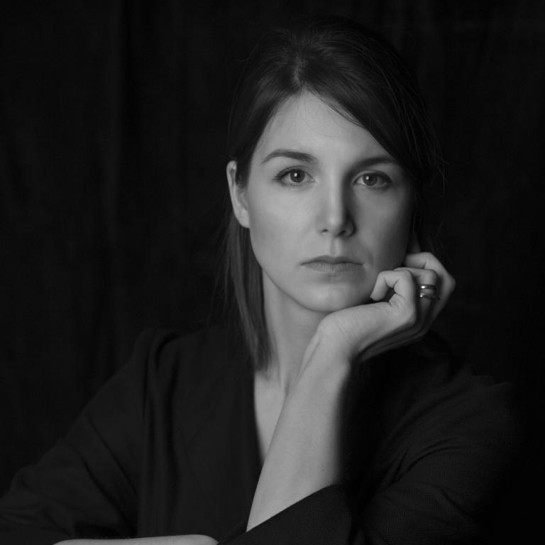 Prof. Natascha von Hirschhausen Prof. Natascha von Hirschhausen