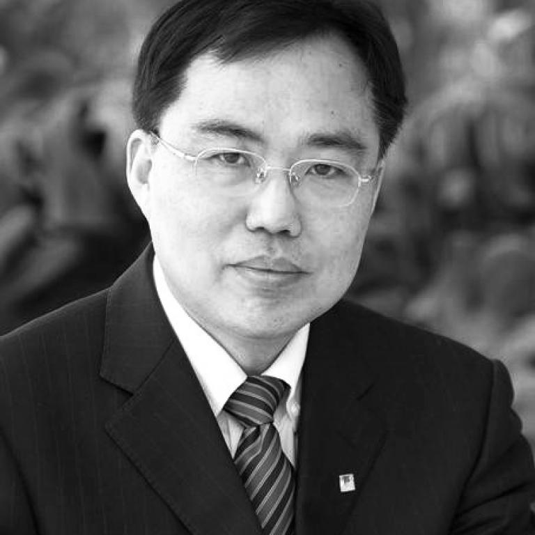 Prof. Dr. Jiazhen Huo Prof. Dr. Jiazhen Huo