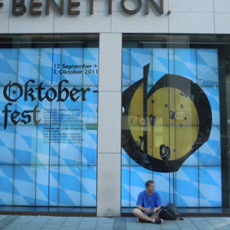 Benetton Live Window Project – Bayrische Tradition